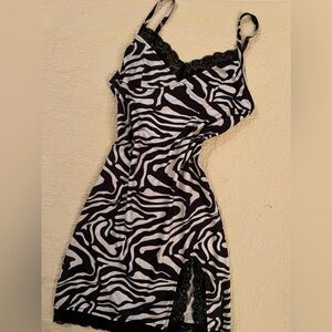 Groupie / Rocker gf zebra dress